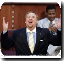 Article Tab   The Rev  Rick Warren delivers the King Day keynote address at Ebenezer Baptist Church in Atlanta earlier this year  Article Tab   The Rev  Rick Warren delivers the King Day keynote address at Ebenezer Baptist Church in Atlanta earlier this year