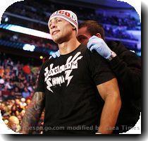 year old feel good story Alexander  the Nebraska single father who juggles mister mom duties to his six kids with a radio gig and his fighting career  was Silva s third triumph in the Octagon  Mike Ehrmann for ESPN com