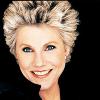 Nova Scotia born Anne Murray built her musical influences from the pop sounds that her parents listened to  Rosemary Clooney  Perry Como  and the Top 40 sounds that AM New York radio