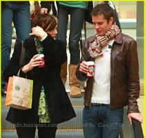 Tue  23 December 2008 at 10 14 am Timothy Olyphant is Starbucks Sexy Damages star