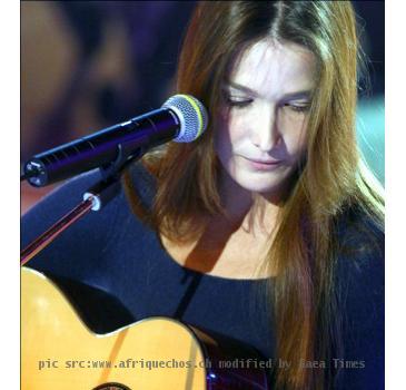 concert pour Mandela aux Stats  Selon le quotidien am�ricain  Bruni est apparue  insipide et fig�e     bien que mignonne   Un commentaire qui n est pas des plus positifs � son �gard  Source Image   http   www afriquechos ch