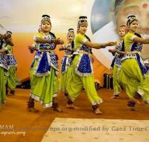 Une danse incroyable par les �tudiants d ASHIS   l �cole des Sourds et Muets Amrita    Amrita Speech and Hearing Impaired School