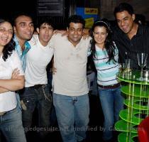 Hussain and Mini with the programming team of Indian Idol Watch the videos fans liked the most |