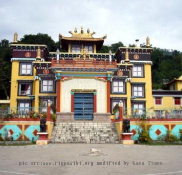 Tashi Jong Photo - Khampagar Monastery Tashi Jong courtesy of Angus ...