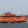 to Staten Island  Sit on the top right side of the boat to get the best pictures of the Statue of Liberty  At the back of the boat  you ll also get a nice view of the Manhattan Skyline