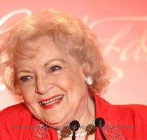 In the last few days a growing contingent of Facebook fans have kickstarted a charge that is not only brilliant  but now mandatory  Betty White must host  Saturday Night Live   Think about