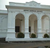 by mkurniawan Traditional dramas and dance perfomance