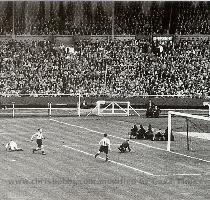 THE F A CUP FINAL   25th April 1936 Arsenal v Sheffield United The following is a report of the Final that appeared in the Monday 27th April 1936 edition of The Scotsman newspaper