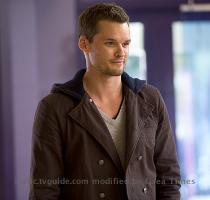 Image source Austin Nichols has signed on for Season 7 of One Tree Hill   He signed a 2 year contract  so if there is a Season 8   which at this point I kinda hope there won t be   he ll be