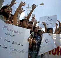 Pakistani students hold a rally against Facebook page  Everybody Draw Mohammed Day   in Islamabad  Pakistan on Wednesday  May 19  2010  A Pakistani court ordered the government to block the popular social networking website Facebook temporarily because of a controversial page that encourages uses to submit images o Islam  Prophet Muhammad  a senior legal official said   AP Photo Anjum Naveed  2010 05 19 19 35 25  Pakistani students hold a rally against Facebook page  Everybody Draw Mohammed Day   in Islamabad  Pakistan on Wednesday  May 19  2010  A Pakistani court ordered the government to block the popular social networking website Facebook temporarily because of a controversial page that encourages uses to submit images o Islam  Prophet Muhammad  a senior legal official said   AP Photo Anjum Naveed  2010 05 19 19 35 25