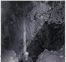 Dan Blankenship   inside the original Money Pit  Oak Island