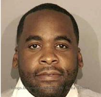 Kwame Kilpatrick was jailed after an unauthorized trip Detroit Mayor Kwame Kilpatrick is to be released from jail on Friday  but tethered to a monitoring device  according to the latest news reports  Despite his apologies to 36th District Court