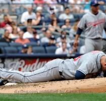 Cleveland pitcher Huff hit in head by A Rod liner