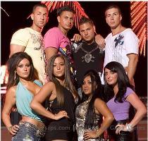 The  Jersey Shore  issue was finally solved  The cast who was threatening MTV with quiting the series  has in the end agreed to come back for the second season  According to TMZ com  MTV