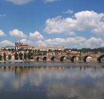 know language  know countries  know people  Let your memory be your travel bag   Alexander Solzhenitsyn Venis  Italy Charles Bridge  Prague  Chezch Republic