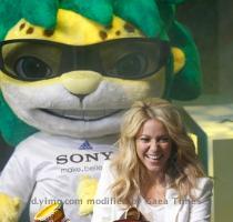 <p>Popstar Shakira shares a laugh as she poses with Zakumi  the official mascot of the World Cup  during a photo call at the presentation of the first 3D music video by Sony  in Johannesburg  South Africa  Tuesday June 8  2010  Shakira will perform at the World Cup kickoff concert in Johannesburg  Thursday June 10  < p>