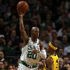 Ray Allen shooting a jmper in the Air Jordan 2009 PE Ray Allen s Air Jordan 2009 PE