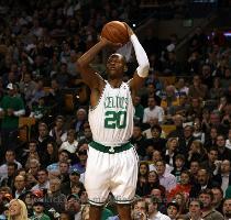 Ray Allen sporting the Air Jordan 2009 PE Ray Allen shooting a jmper in the Air Jordan 2009 PE