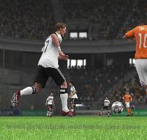 einige Emotionen hochkochen  wenn die beiden Mannschaften aufeinander treffen  EA Sports hat es n�mlich geschafft  dieses Jahr auch die Lizenz f�r die Niederlande zu ergattern