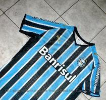 ONE DOLLAR STARTING PRICE and NO RESERVE   Beautiful VERY HARD to FIND AUTHENTIC Gremio HOME jersey STRAIGHT from LOCKERS   ORIGINAL PUMA JERSEY with PLAYERS NUMBERING