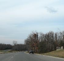 and a handful of at grade intersections lie along the route  Like the George Washington Memorial and Clara Barton Parkways  the Maryland section is maintained by the National Park Service  Suitland Parkway begins at a signalized intersection with Maryland 4  Pennsylvania Avenue  near its interchange with Interstate 95  Departing westward  the parkway first interchanges with