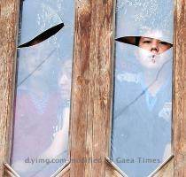 <p>Border refugees   Ethnik Uzbek children refugees are seen at the window of a house at the Kyrgyz Uzbek border in a village of Suratash some 15km south of Osh  < p>