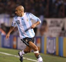 O fundo do po�o da Argentina N�o compactuo com a torcida de muitos brasileiros para que a Argentina n�o se classifique para a Copa do Mundo da �frica do Sul  Acho que o campeonato sem ela