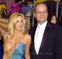 Next Photo > Camille Donatacci and Kelsey Grammer Screen Actors Guild Awards