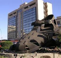 Eritrean valtio Eritrea on maa Koillis Afrikassa  Se sijaitsee Punaisenmeren rannikolla  rajanaapureinaan Sudan l�nness�  Etiopia etel�ss� ja Djibouti id�ss�