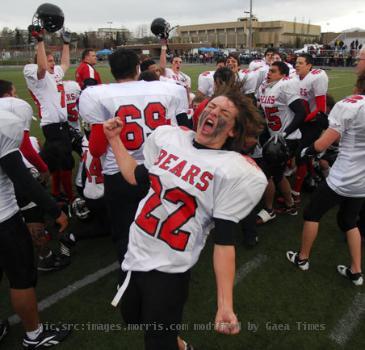 Fun  n  gun Bears headed to state title game Erik Hill   Anchorage Daily News