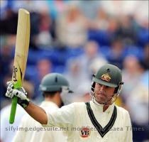 Australia captain Ricky Ponting and opener Simon Katich scored unbeaten centuries during a second wicket partnership of 189 on the second day of the first Ashes Test