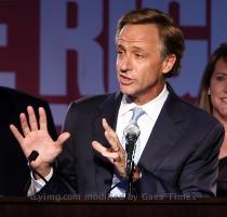 <p>Republican gubernatorial candidate Bill Haslam speaks to supporters on Thursday  Aug  5  2010  in Nashville  Tenn   after he was declared the party s winner in Tennessee s primary election  < p>