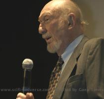 Irvin Kershner   Une tr�s courte apparition sur sc�ne avant de laisser la place au cin�ma  qui �tait pour ce soir incarn� par le film Fido   Irvin Kirshner  pr�sident du jury 2007  photo tir�e du site officiel