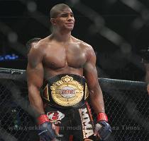 DreamFighters com staff spoke with Alistair Overeem s management today to try and get a statement on the progress of talks with the UFC  as Mr  Overeem stated in a previous interview with