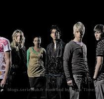 01 09 SKINS MTV pr�pare un remake de Skins  la s�rie ph�nom�ne britannique